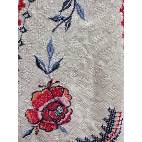 White Embroidered Sleeveless Boho Tunic Top XL W/ Floral Patterns V-Neck Tie-Bac - Picture 7 of 8